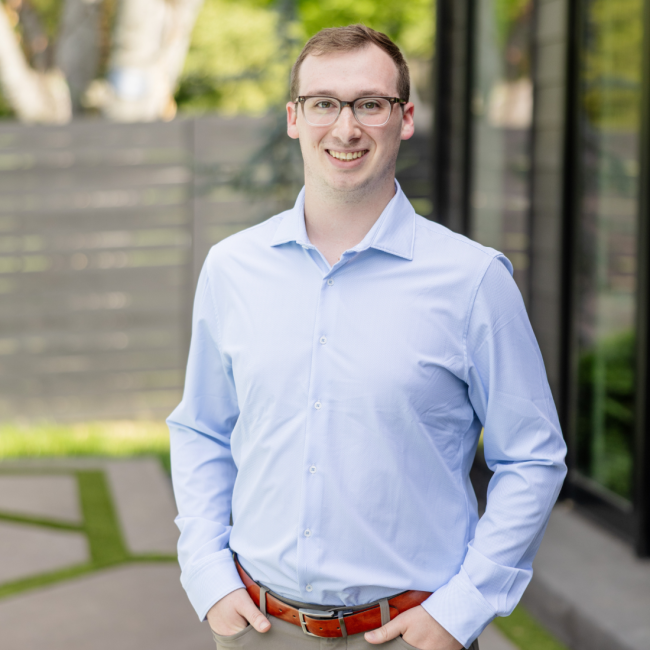 Image of William Wallis -  Broker